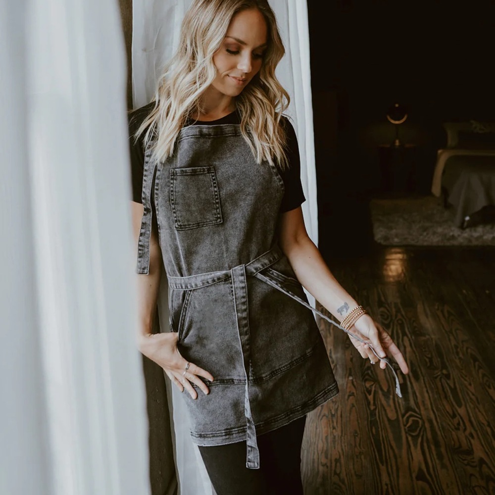 Women's Black Acid Washed Denim Hairstylist Apron